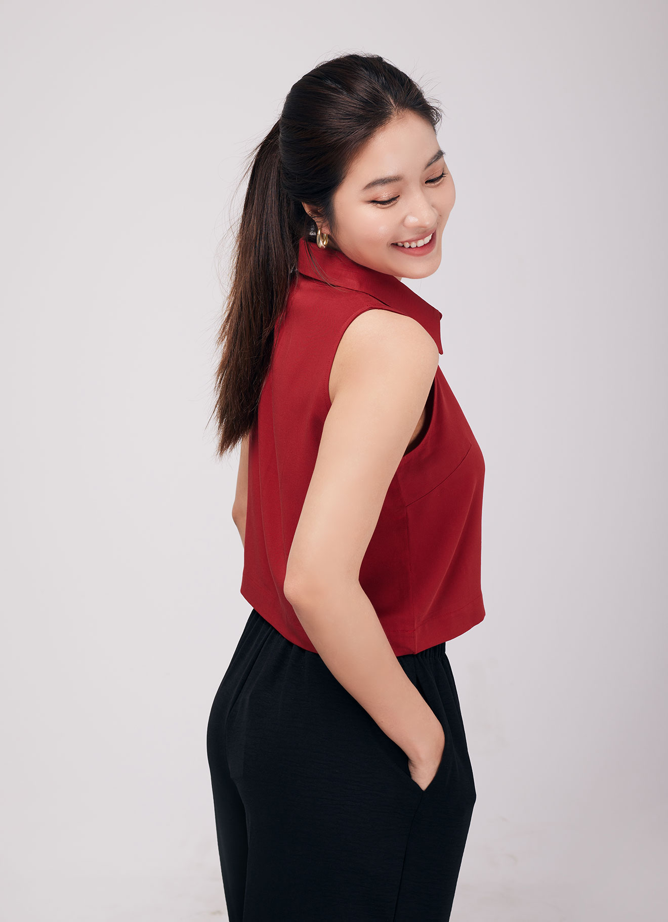 Chinese-Red by Sleeveless