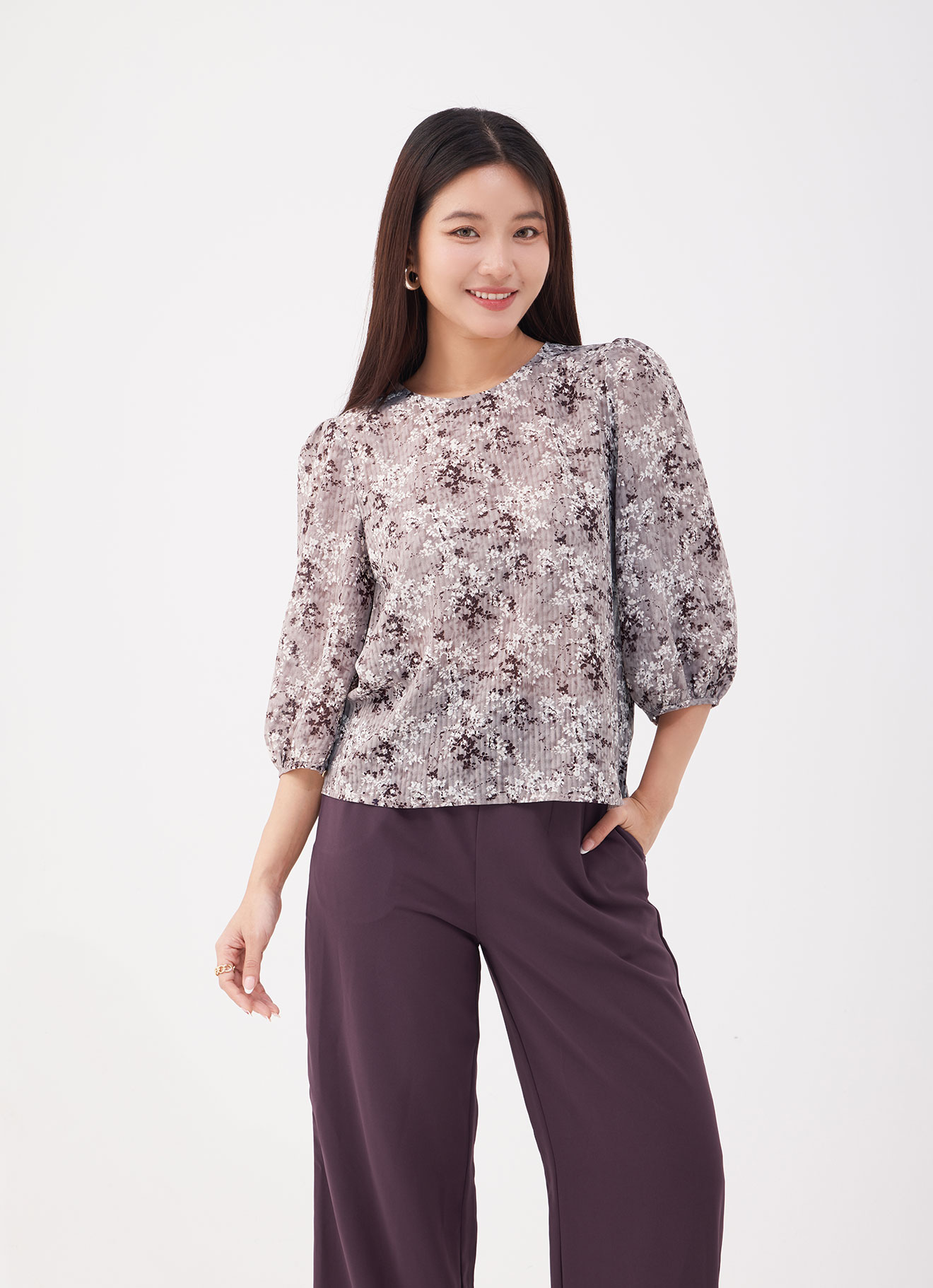 Sphinx by Sleeve Blouse
