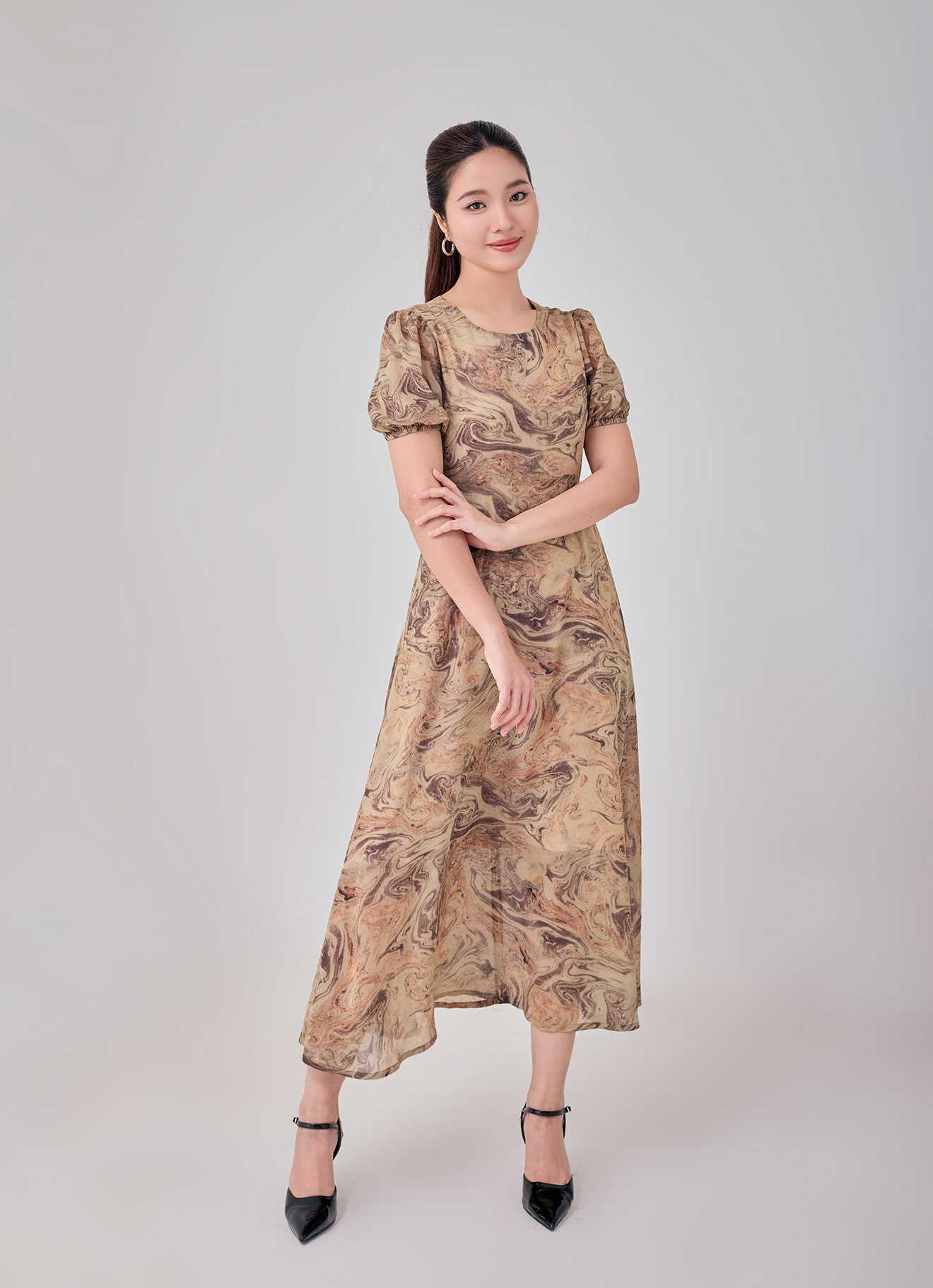 Warm-Sand by Round-Neck Dress