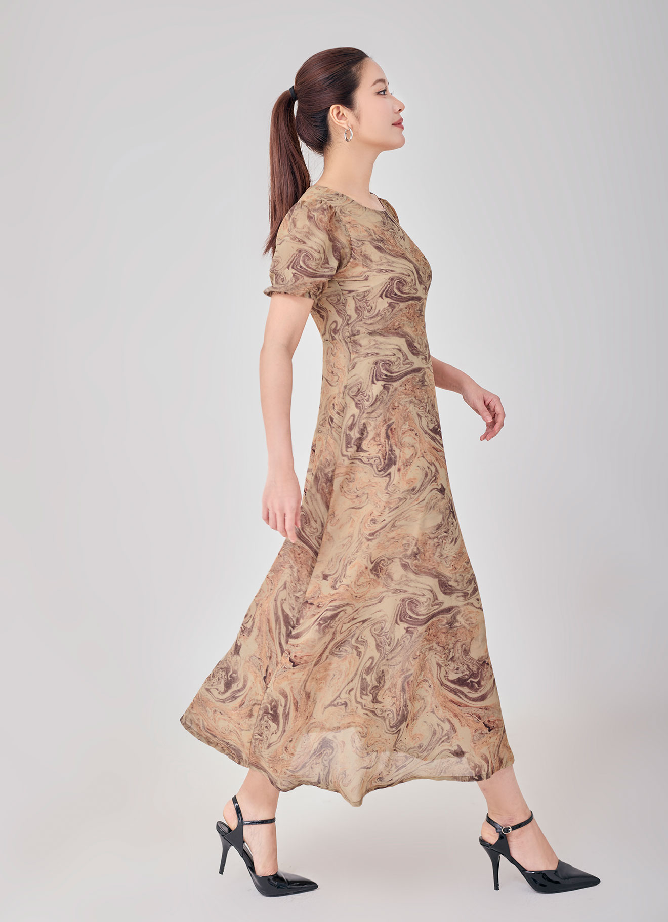 Warm-Sand by Round-Neck Dress