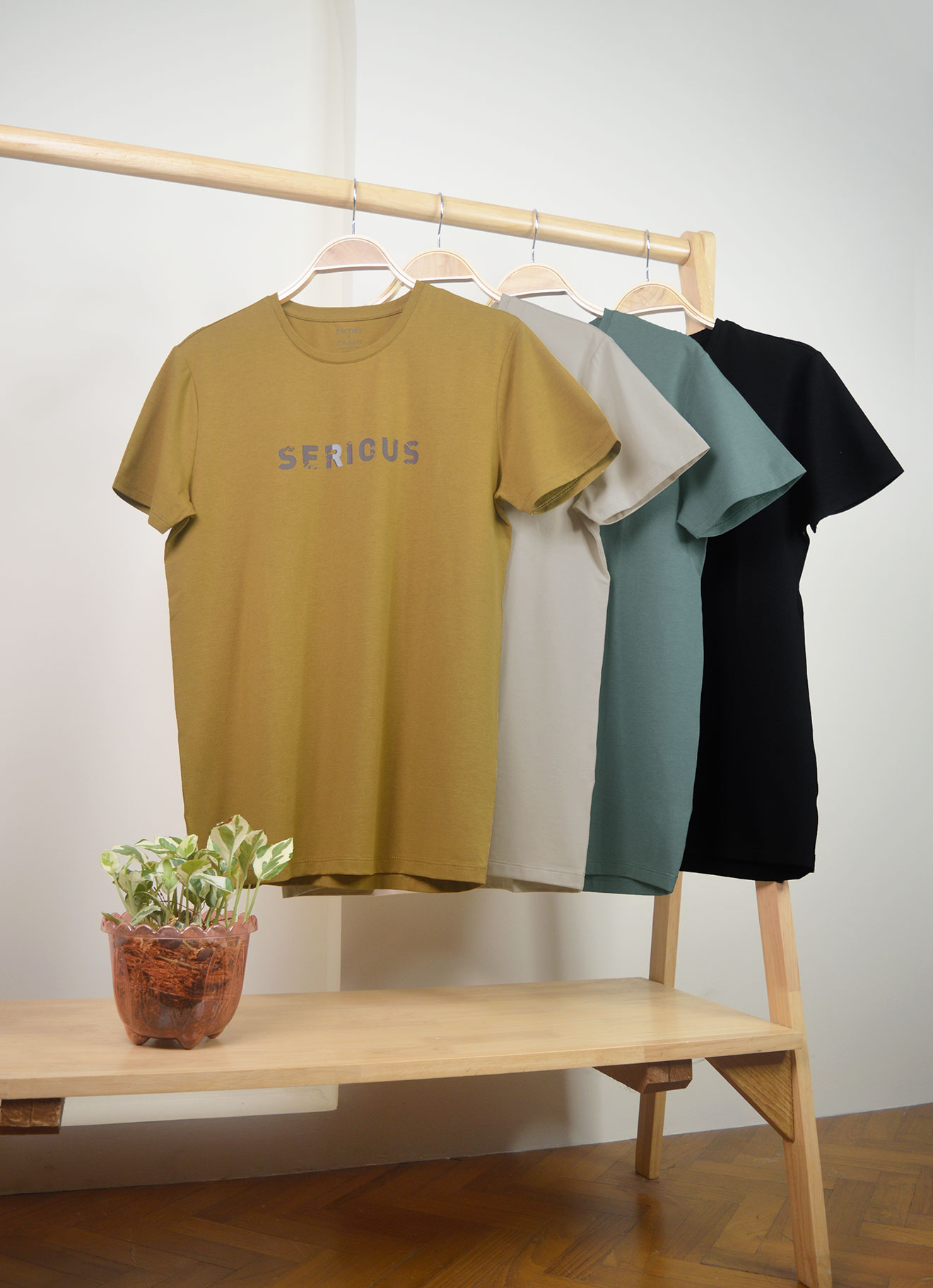 T-Shirt by T-Shirt