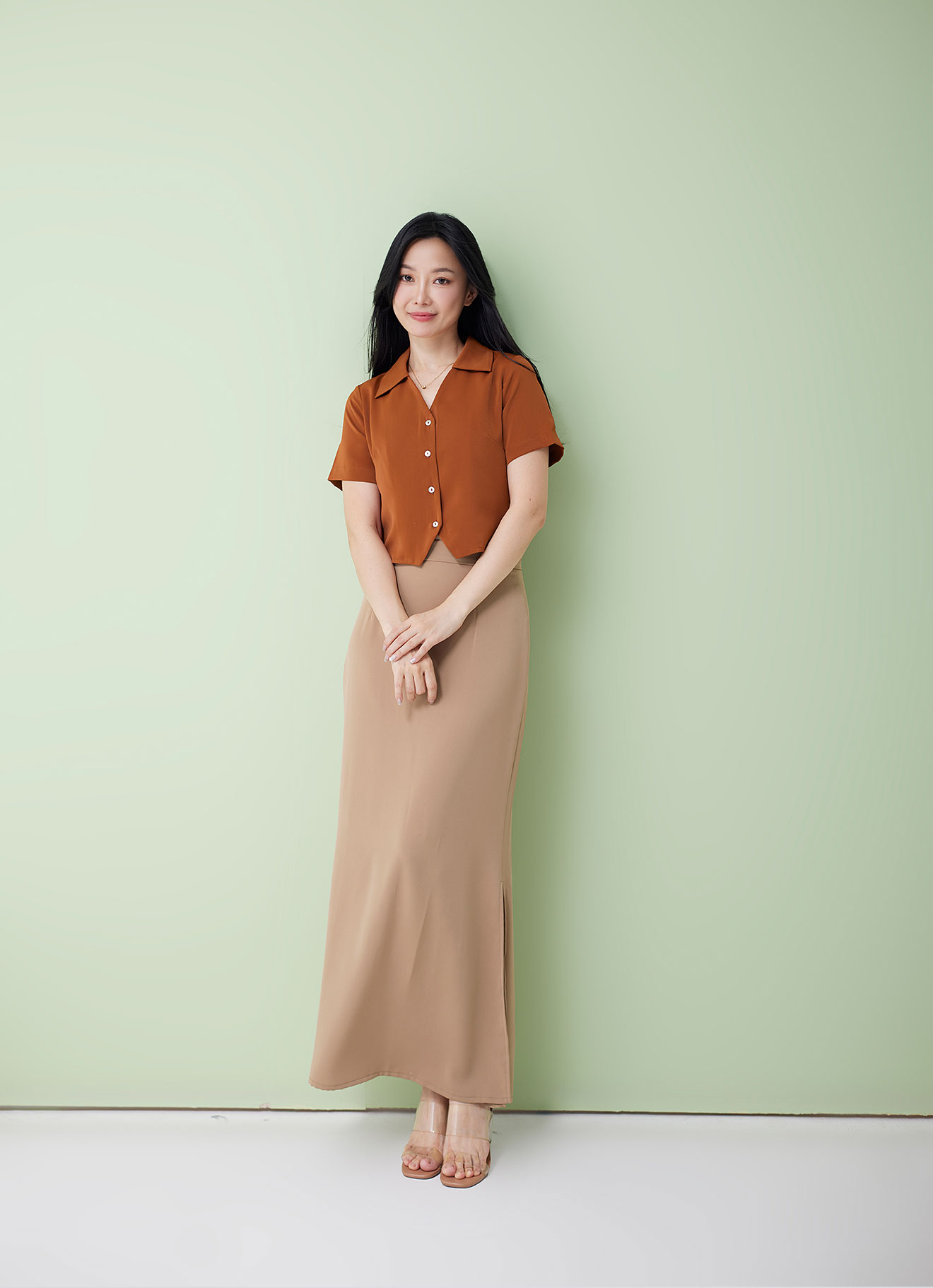 Bombay-Brown by Shirt