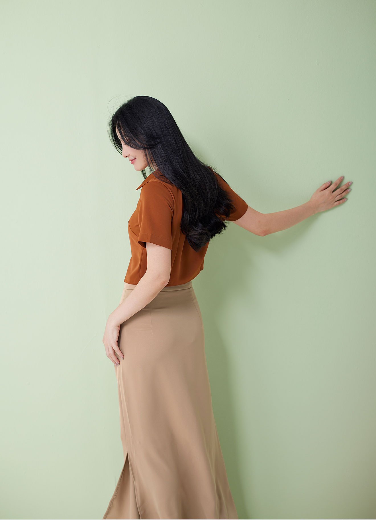Bombay-Brown by Shirt