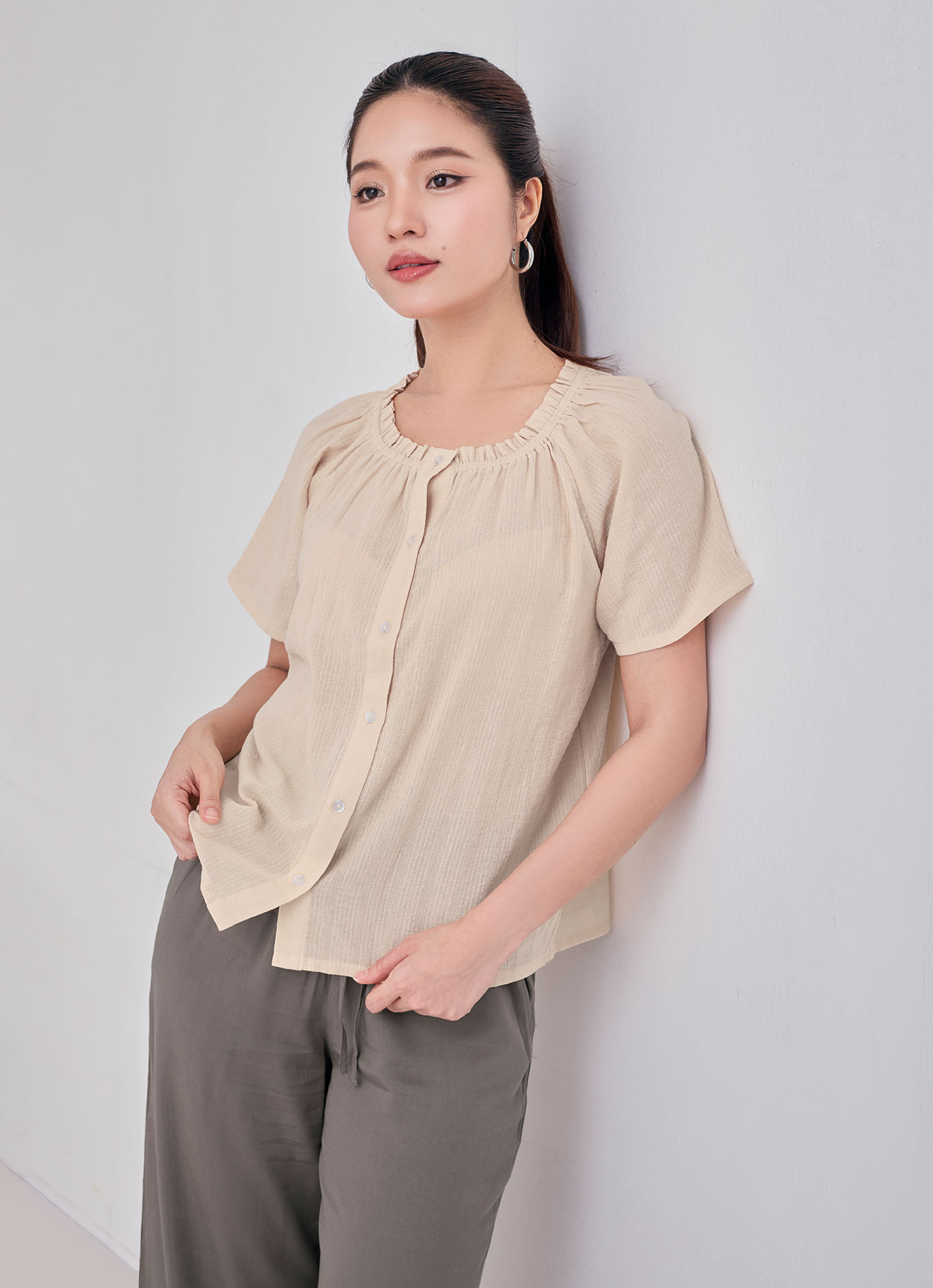 Alabaster-Gleam by Sleeve Blouse