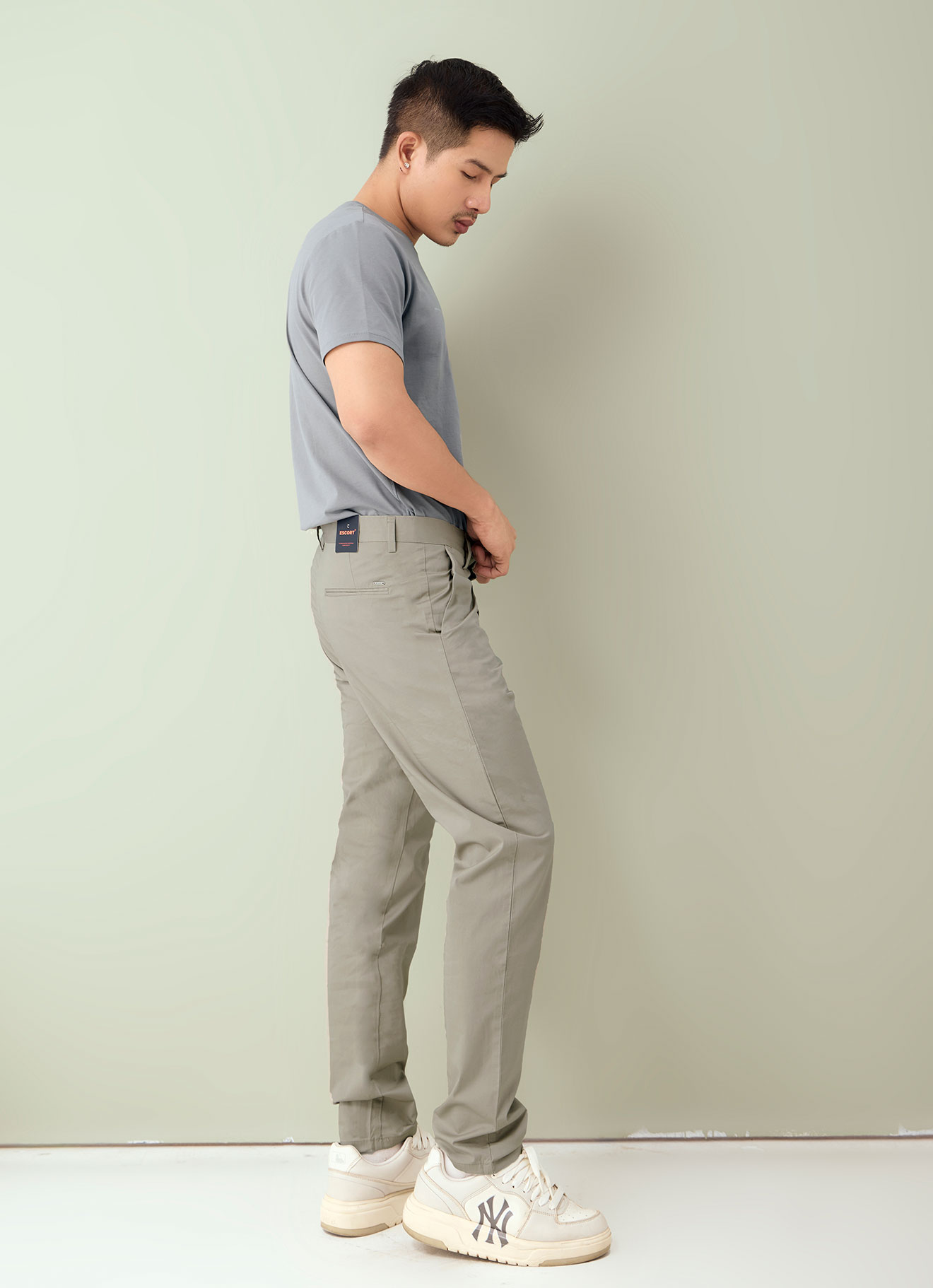 Almond-Milk by Slim-fit Pants