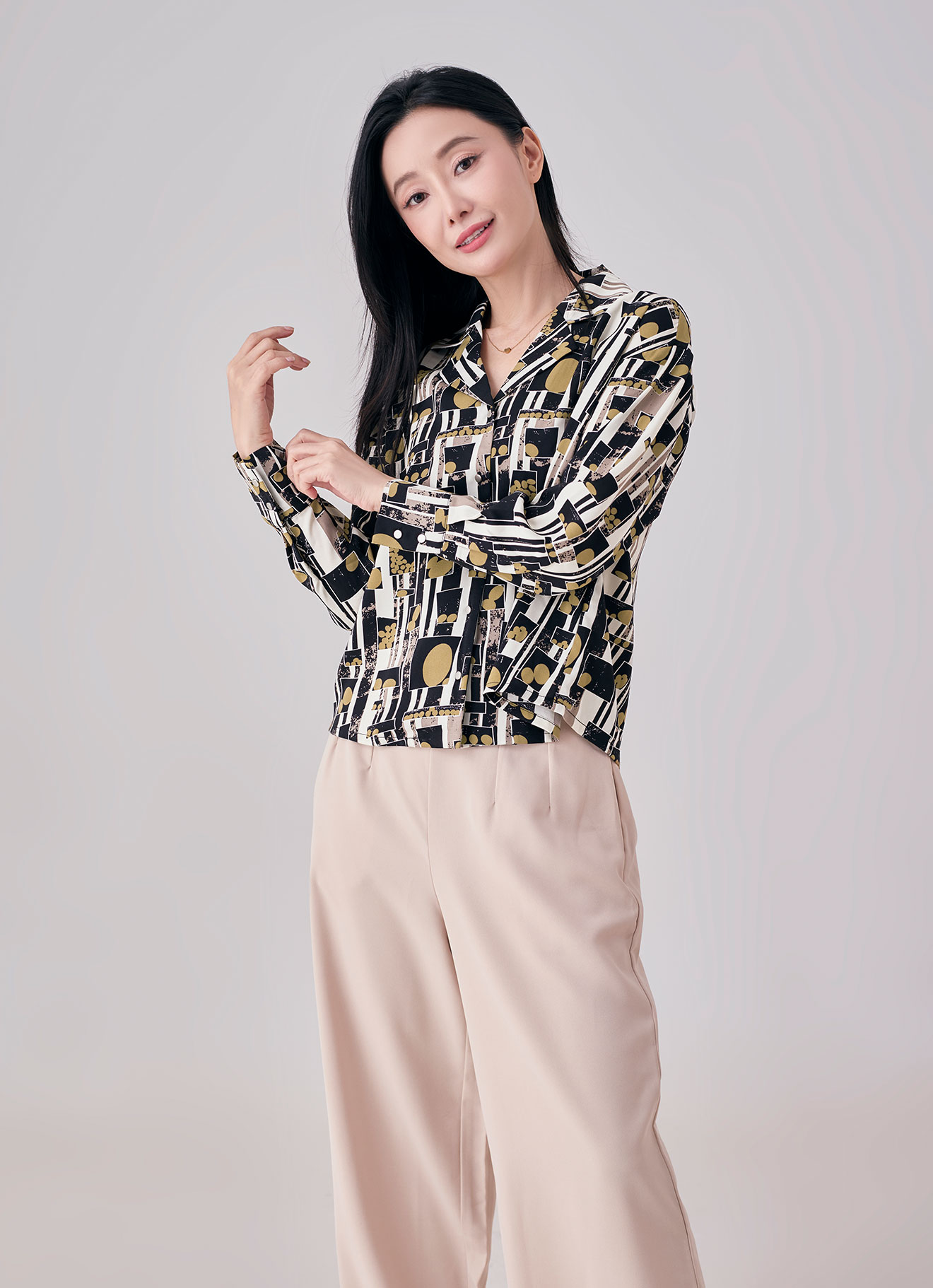 Antelope by LONG SLEEVE SHIRT