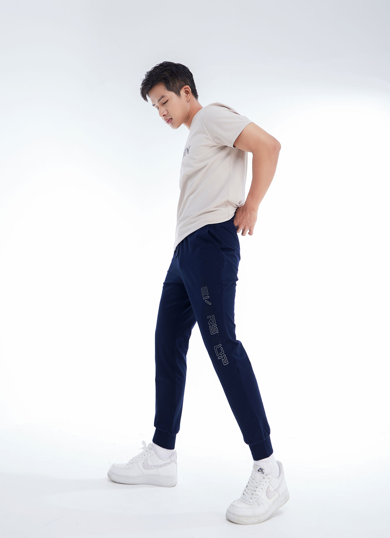 Black-Iris  by Jogger Pants