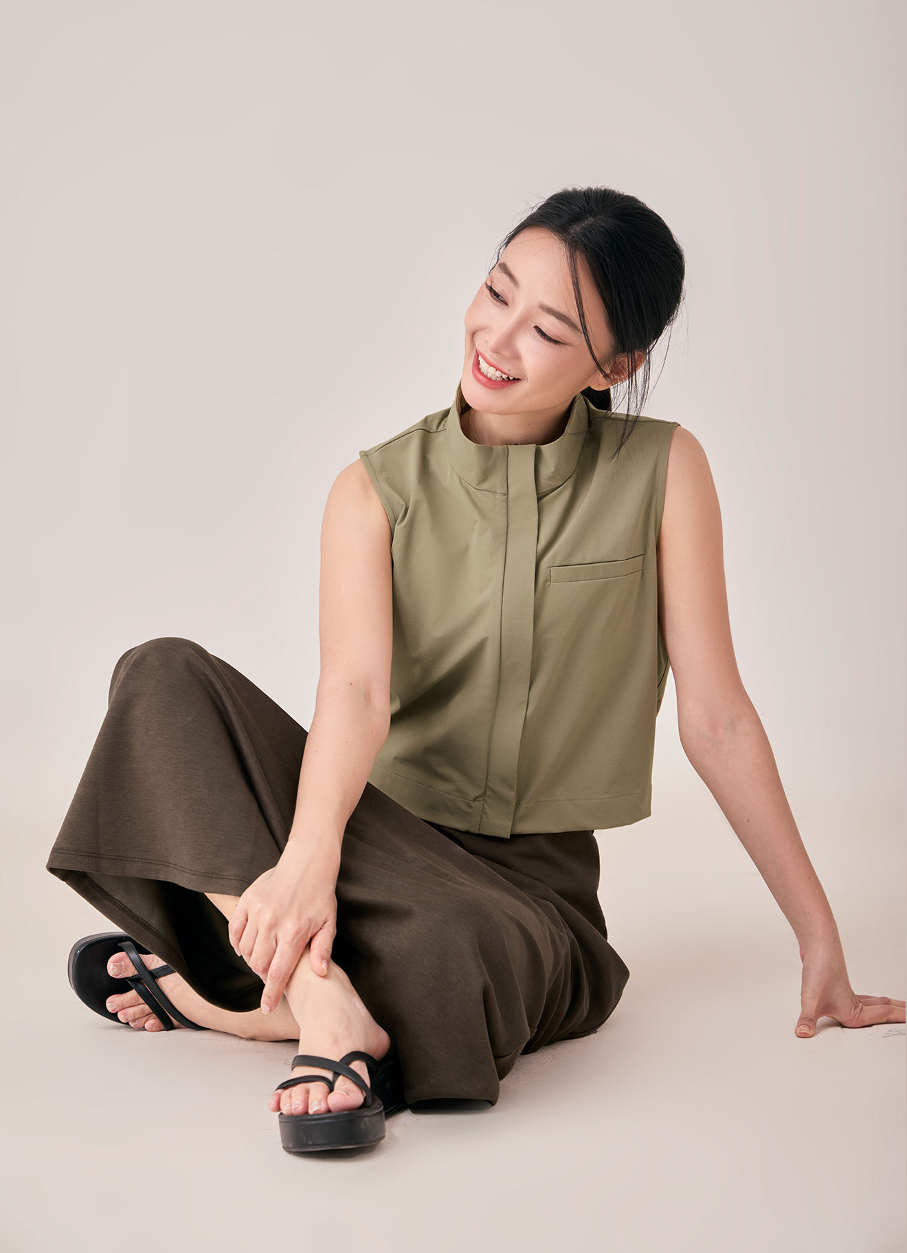 Boa  by Sleeveless Top