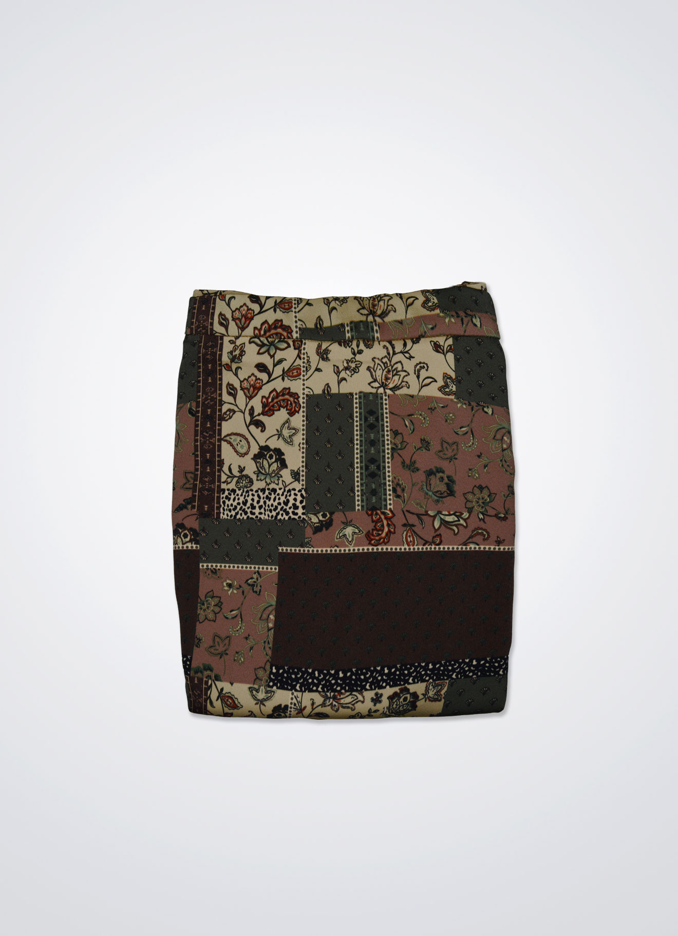 Café-au-Lait by Floral Print Maxi Skirt