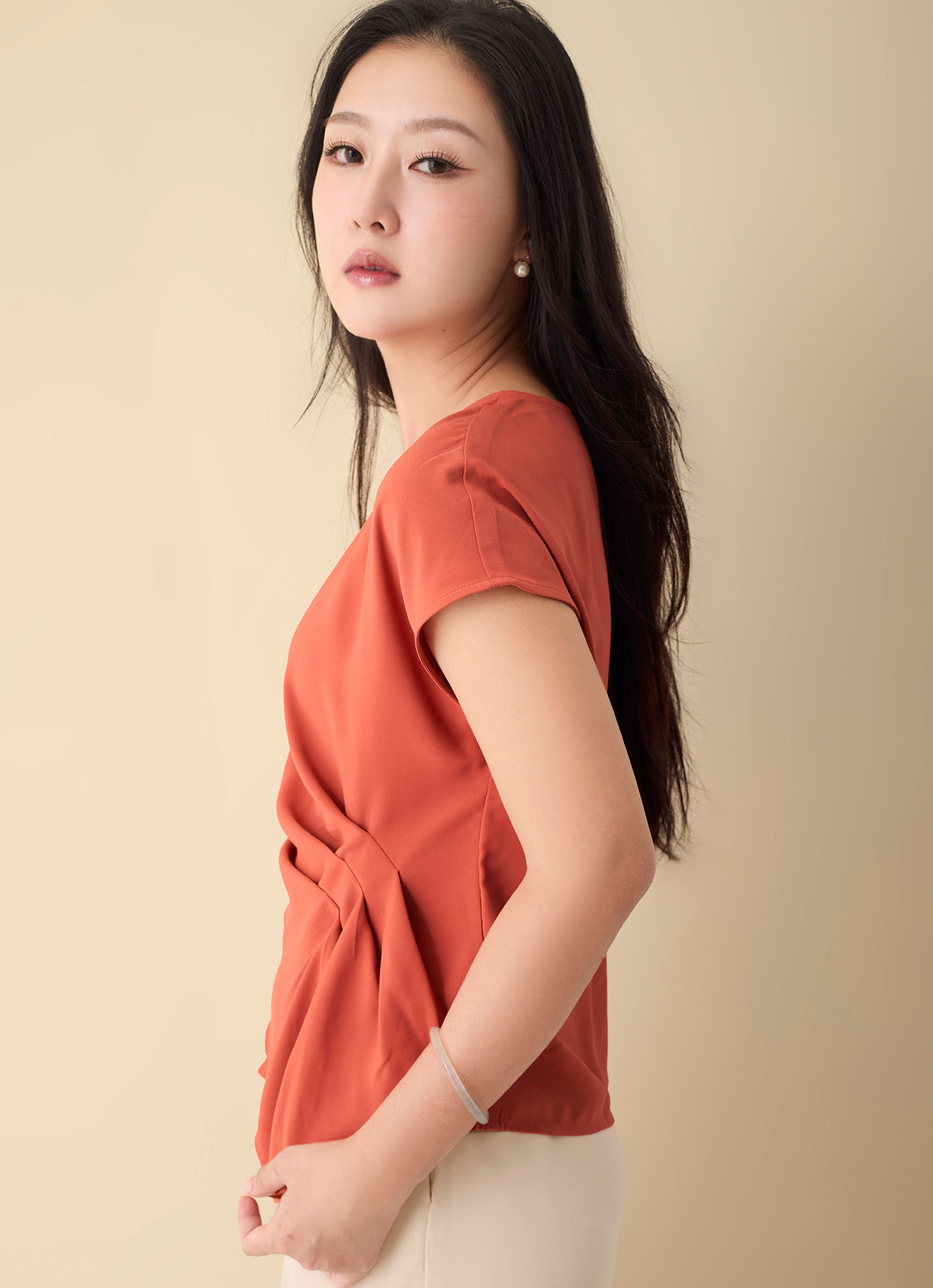 Chili  by Round-Neck Top