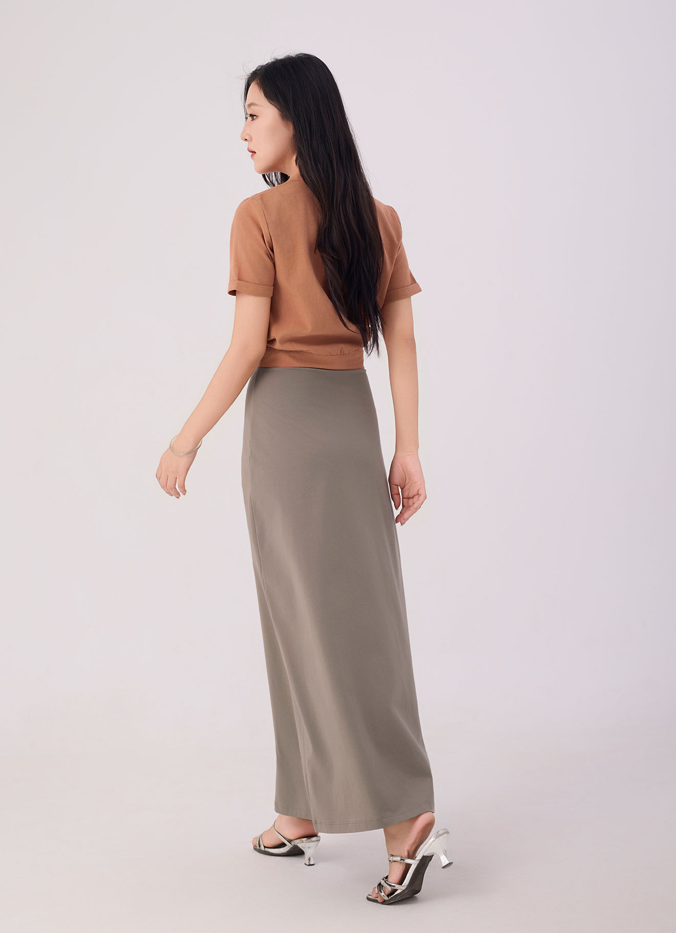 Coriander by A-line midi skirt