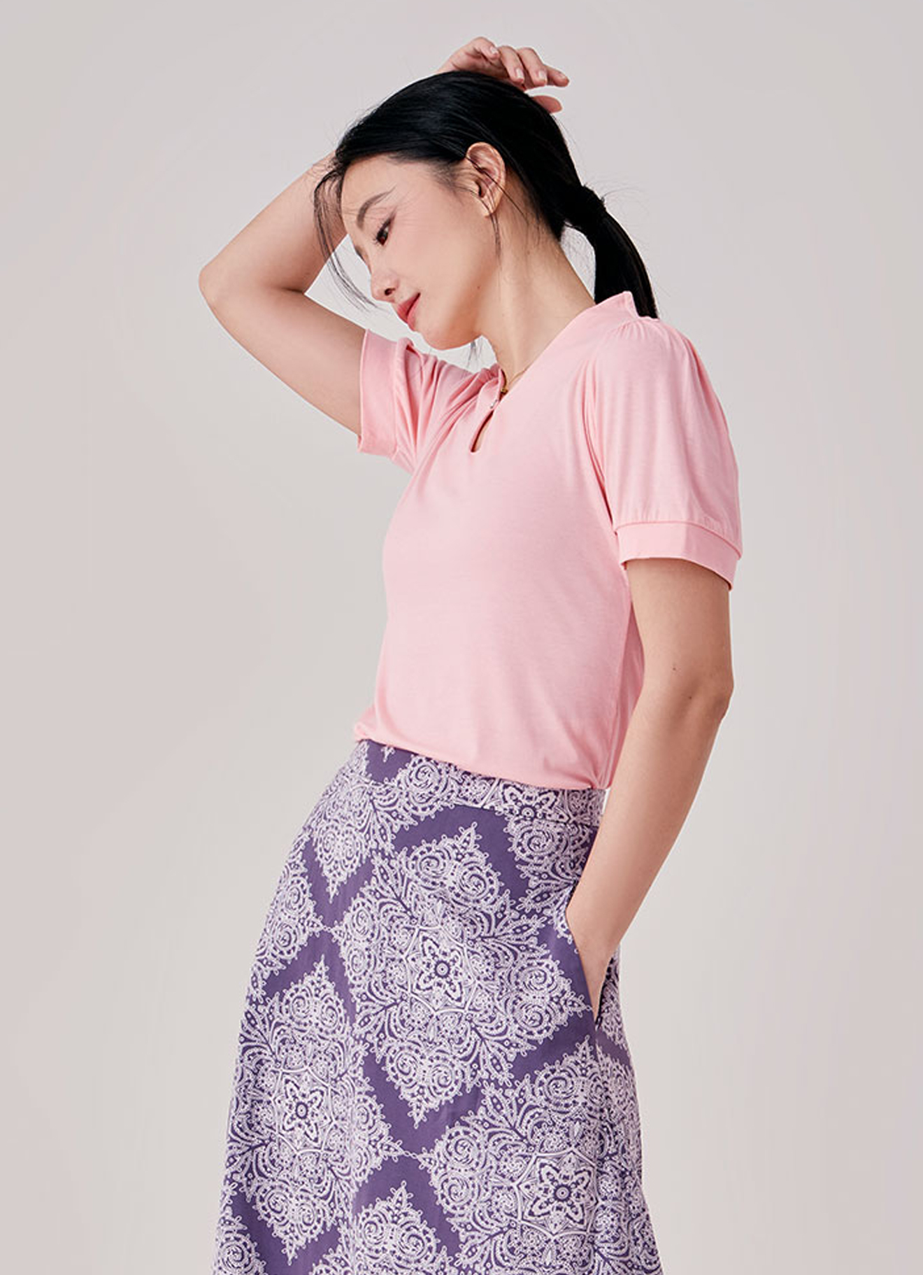 Crystal-Rose  by Sleeve Blouse