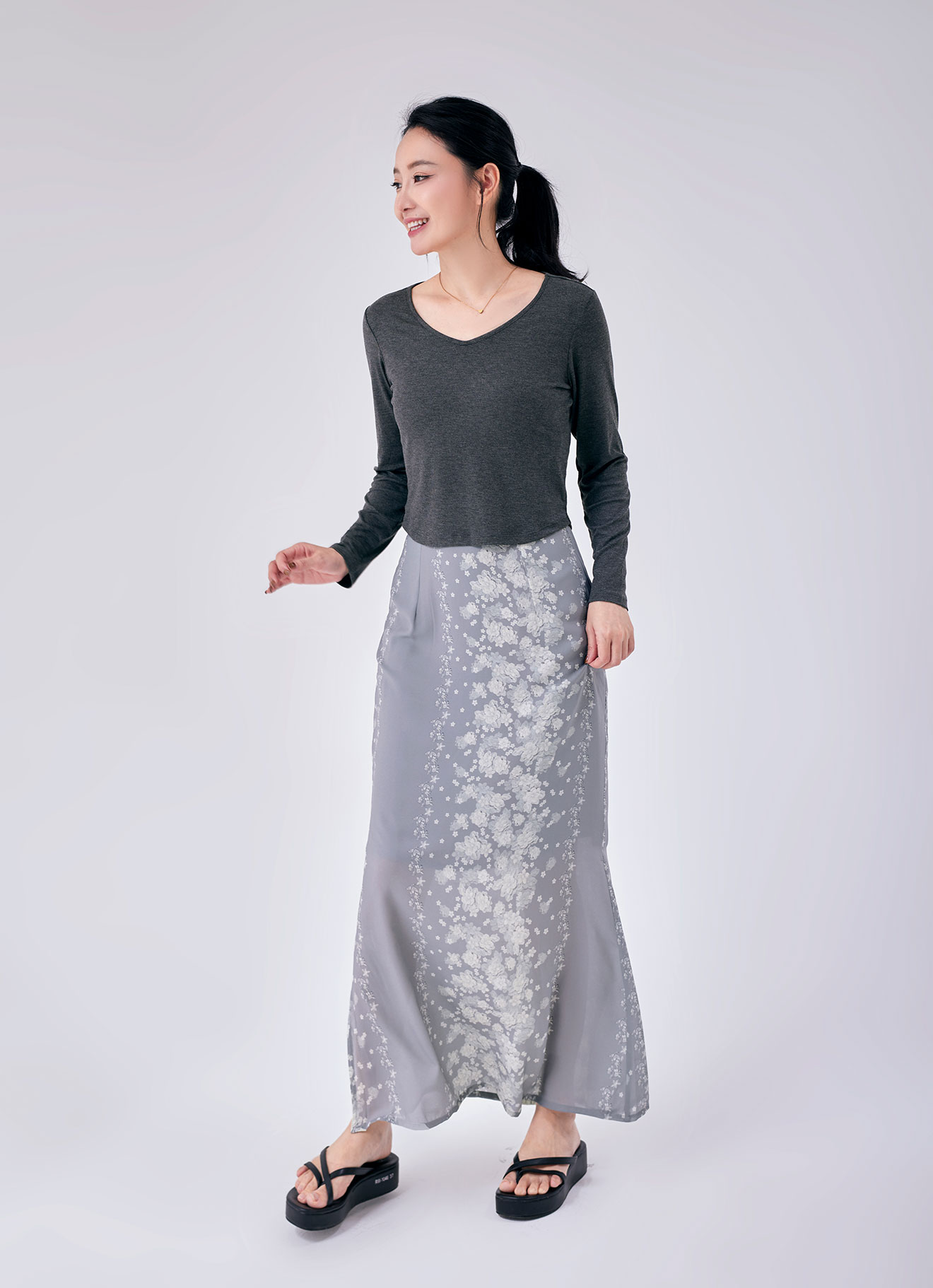 Drizzle by Floral Printed Skirt