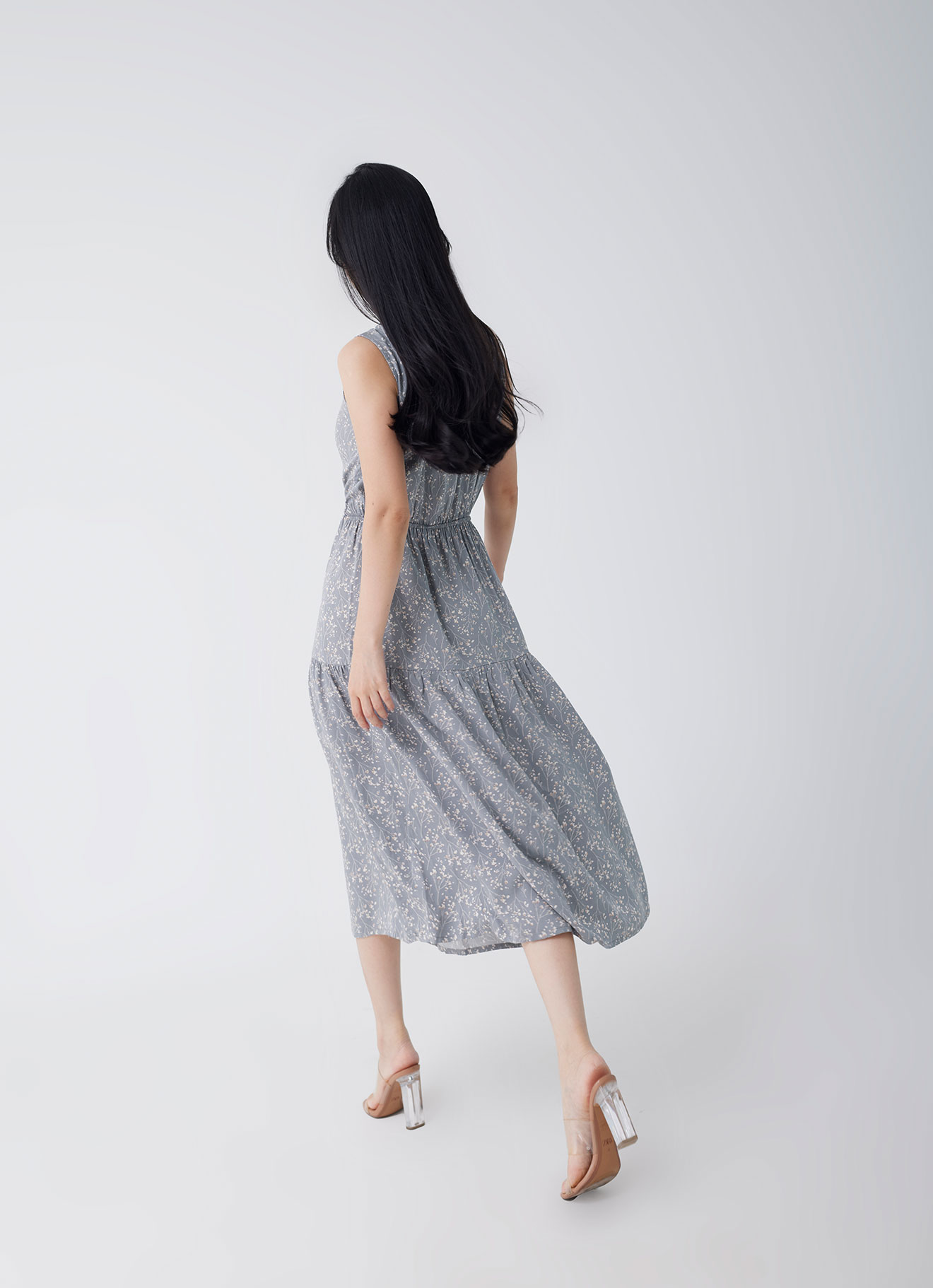 Frost-Gray by Sleeveless Dress