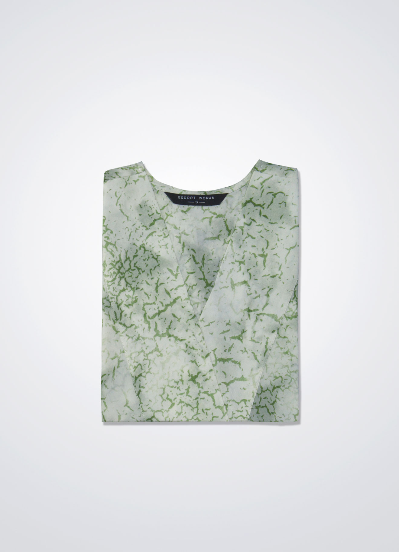 Green-Tea by Sleeve Blouse