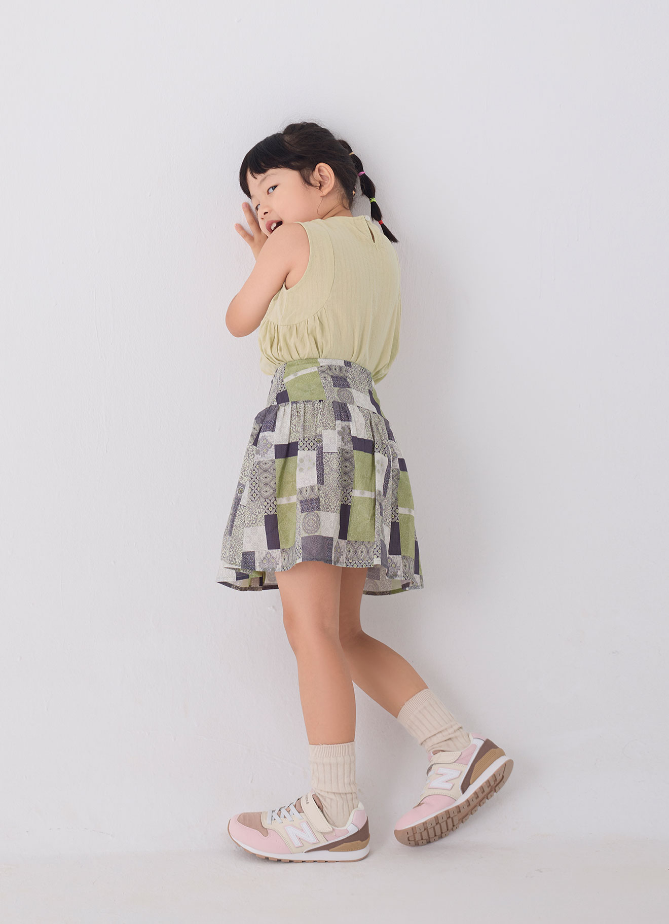 Hay by Sleeveless Blouse