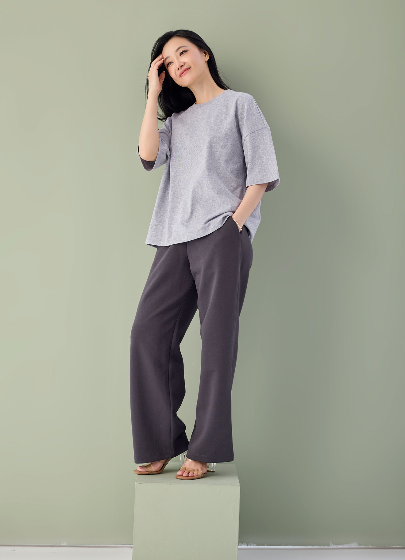 High-rise by Sleeve Top