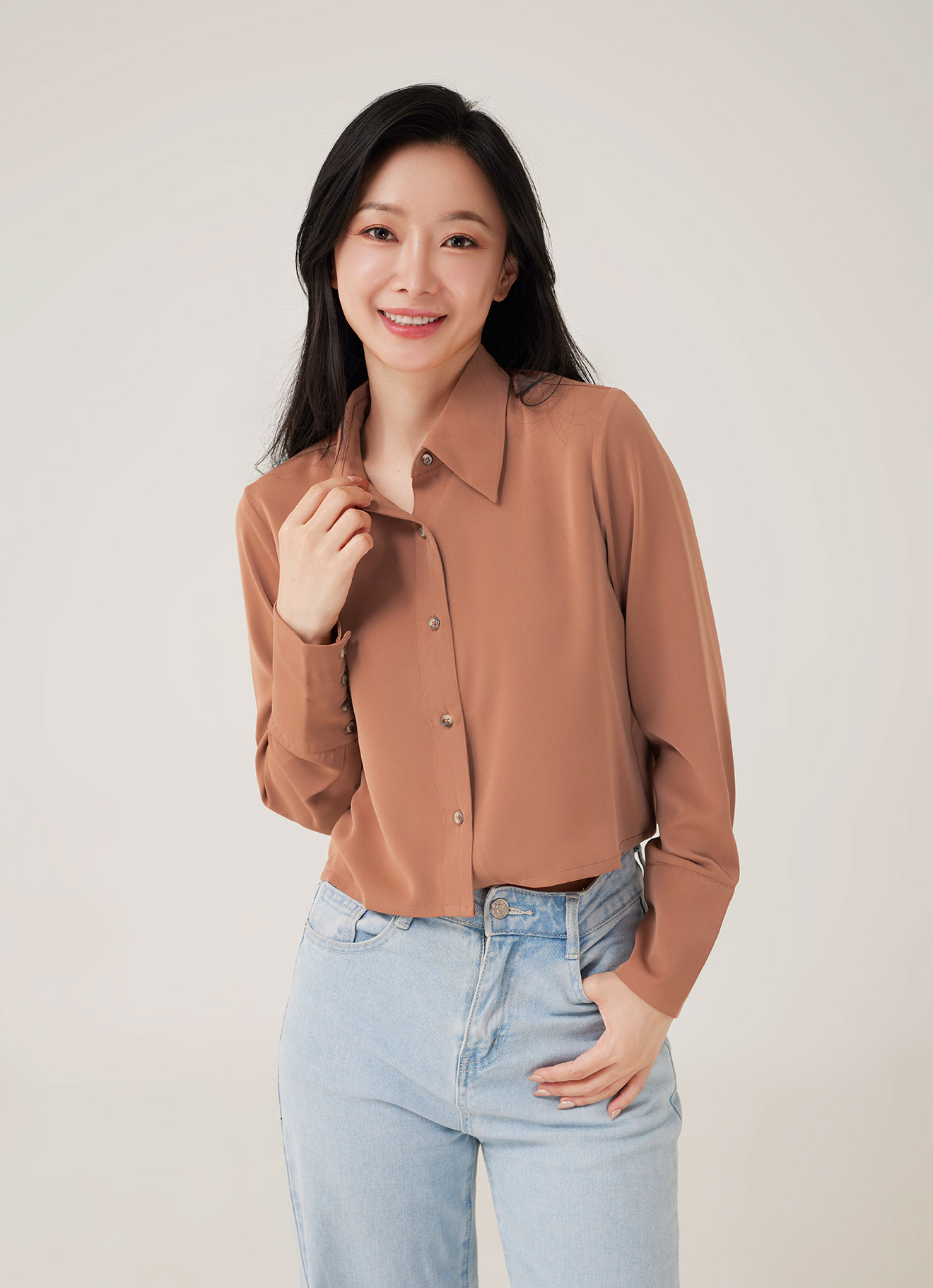Mocha-Mousse by Shirt