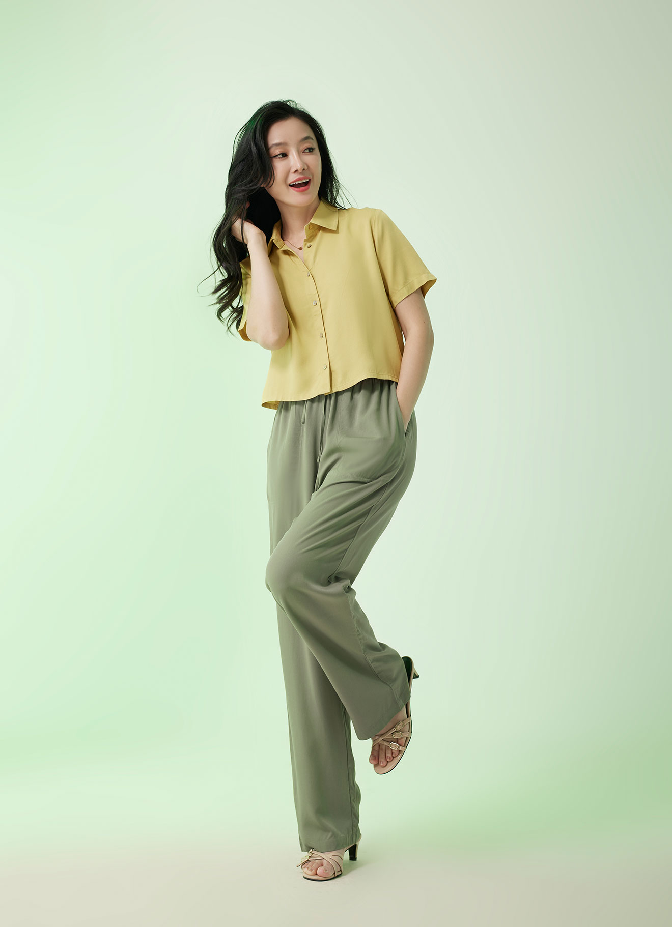 Olivenite by Sleeve Shirt