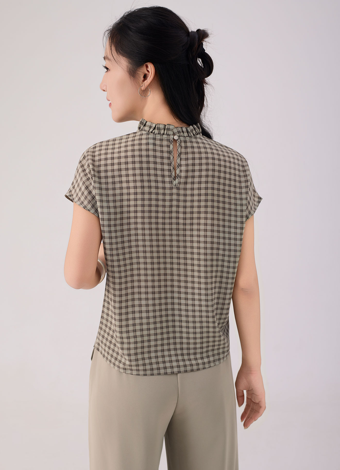 Safari  by Sleeve Blouse