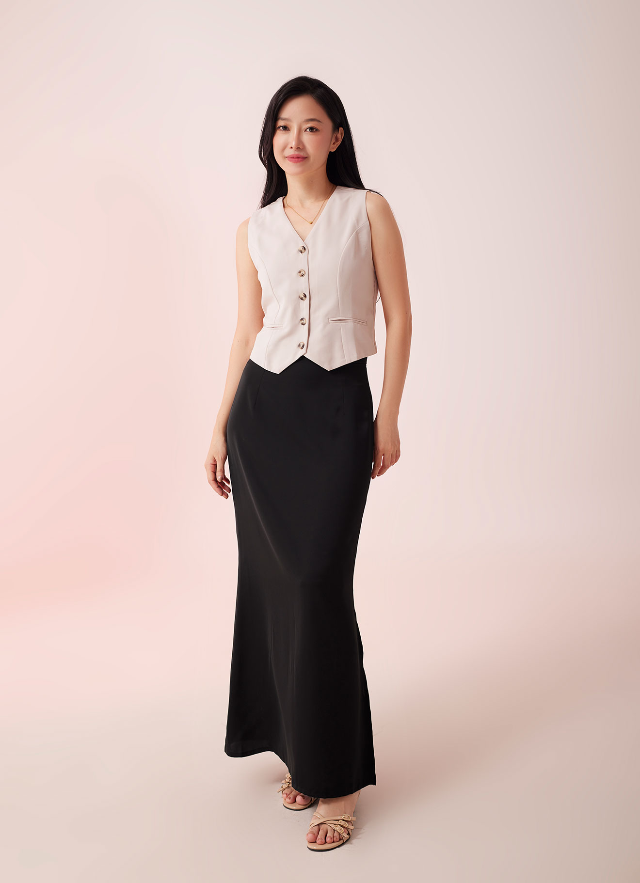 Sand-Dollar  by Sleeveless Blouse