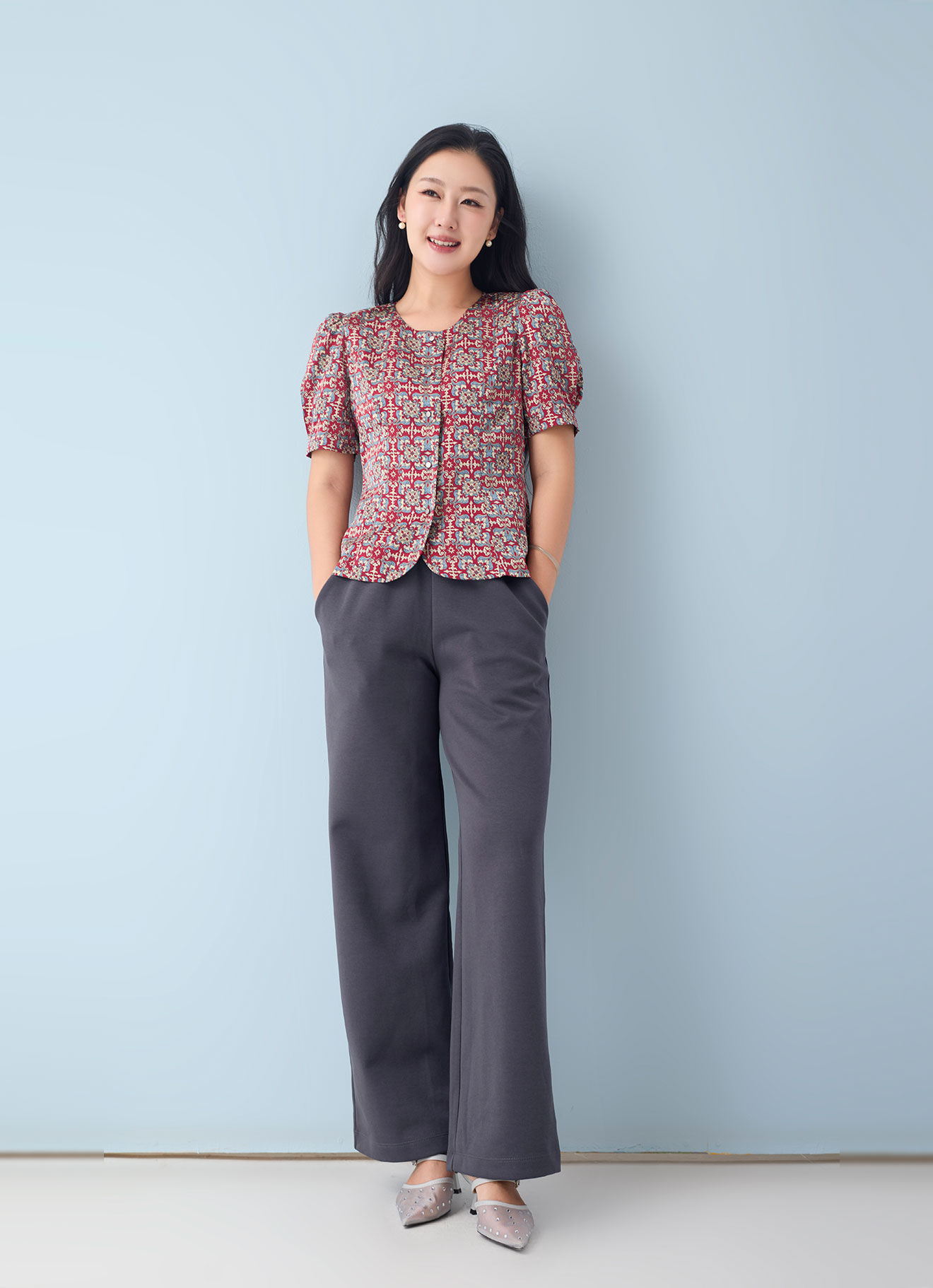 Scarlet by Sleeve Blouse