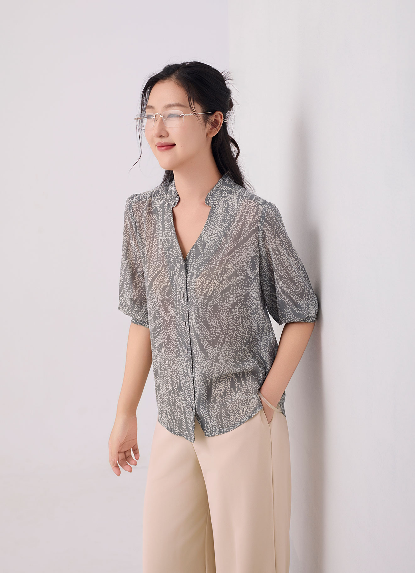 Shadow-Gray by Sleeve Blouse