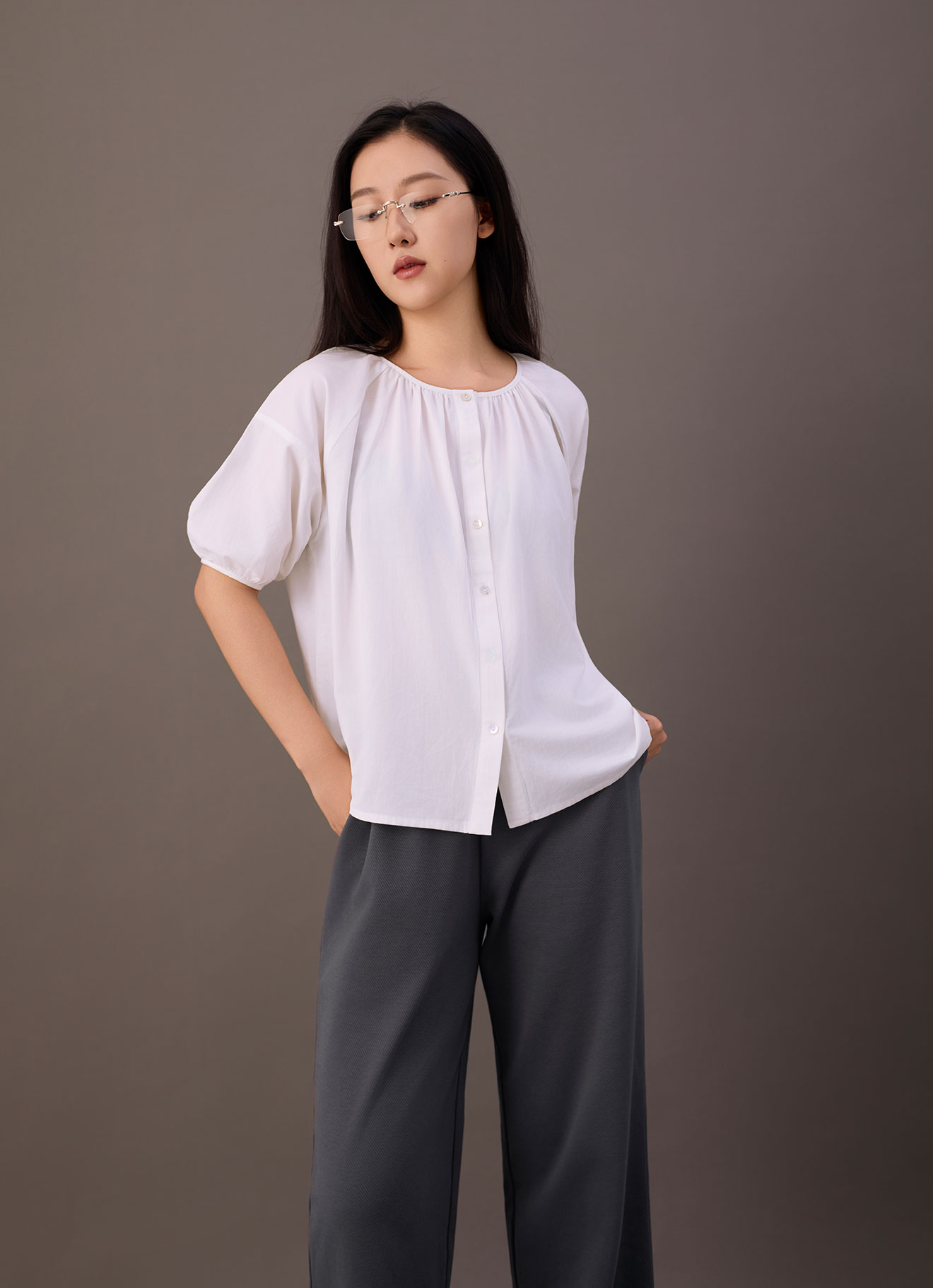 Snow-White by Sleeve Blouse