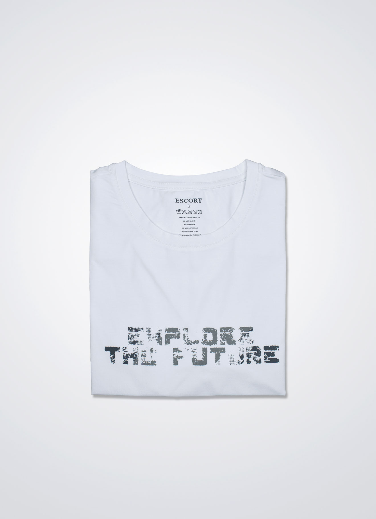 Snow-White by T-Shirt