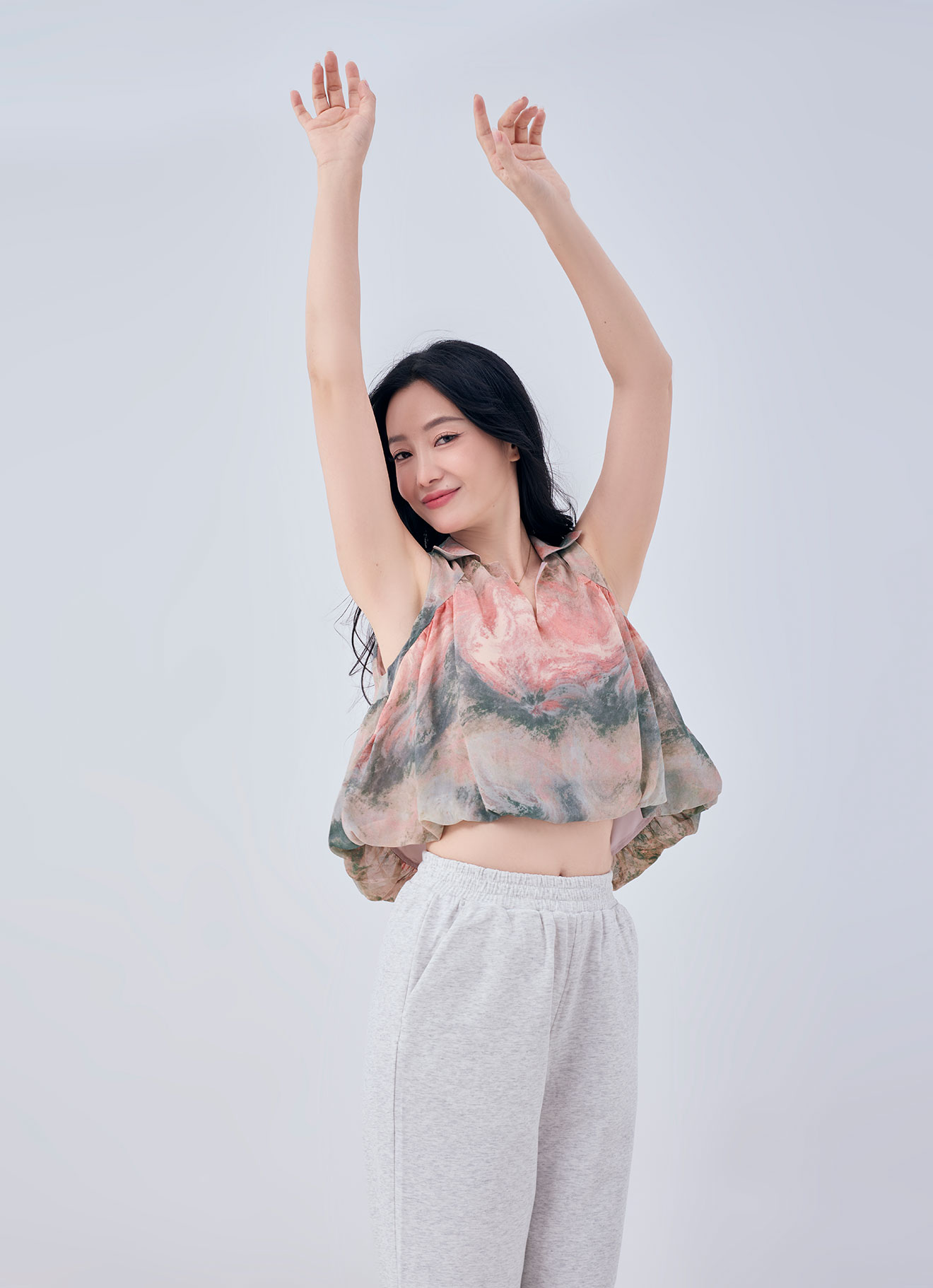 Sunburst by Sleeveless Blouse