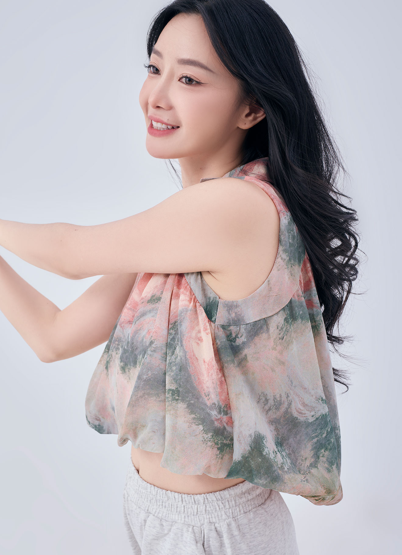 Sunburst by Sleeveless Blouse