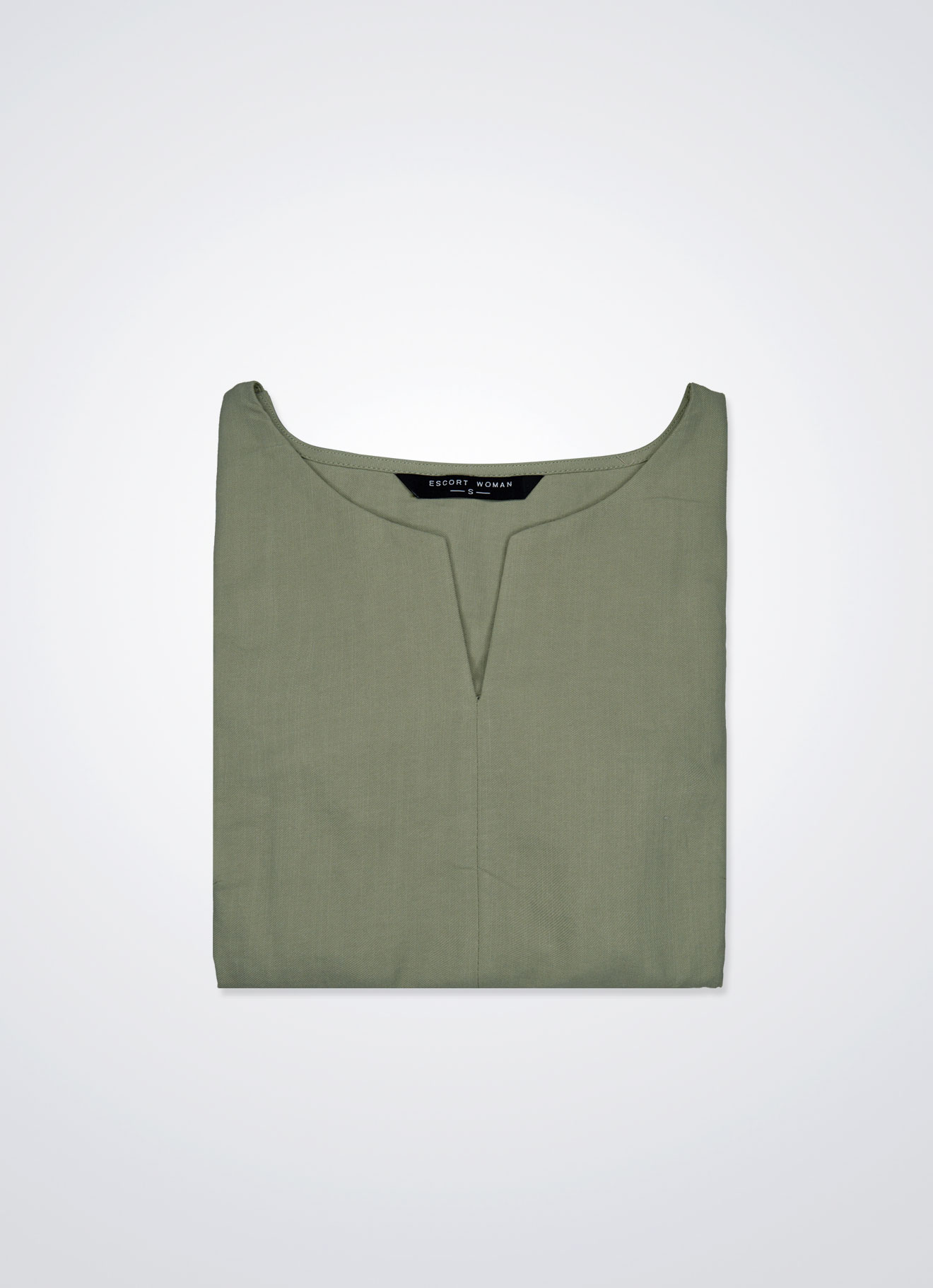 Tea by Sleeveless Dress