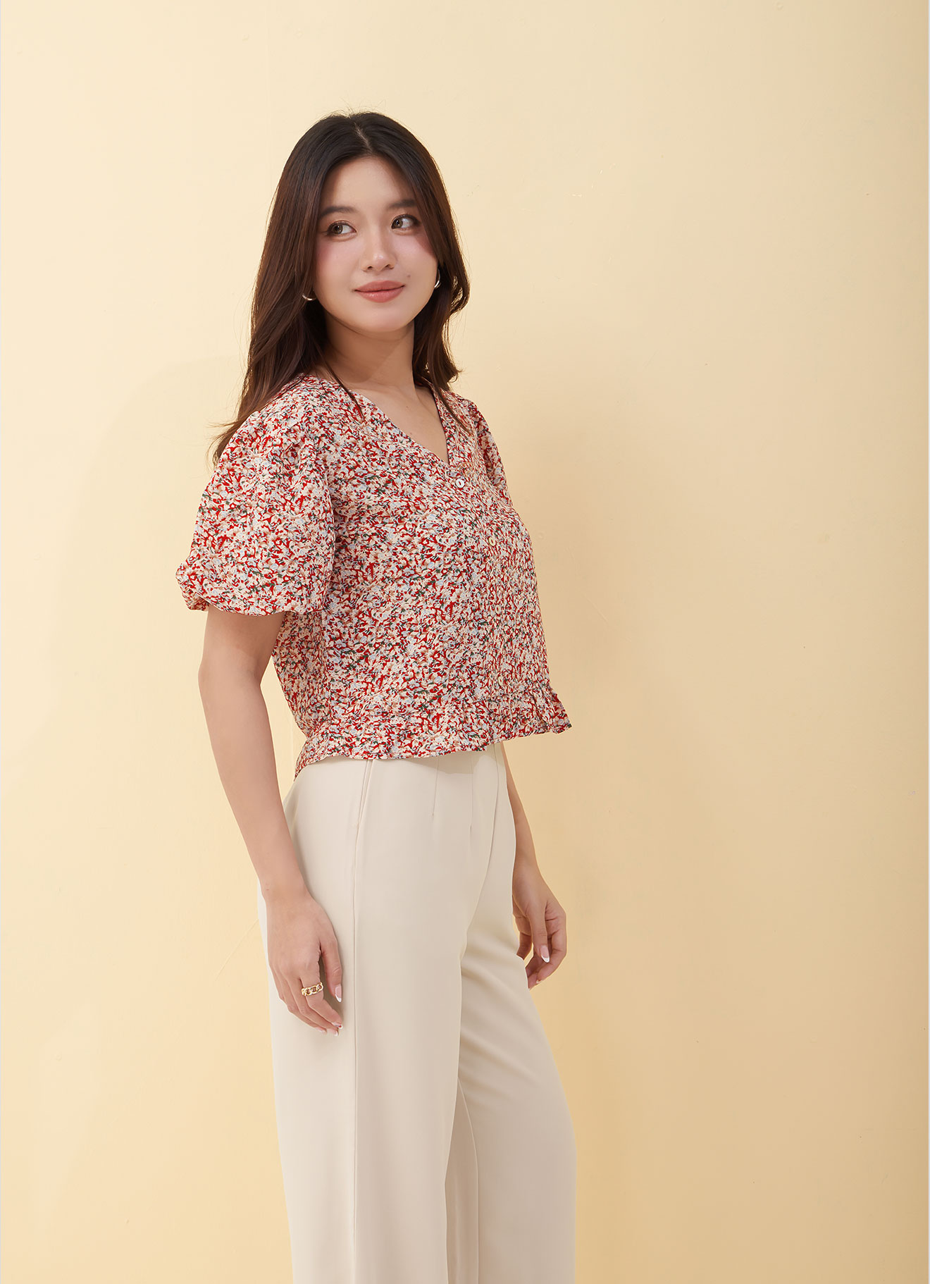 Tomato by V-Neck Blouse