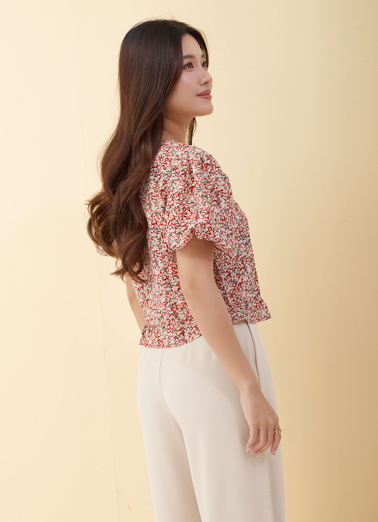 Tomato by V-Neck Blouse