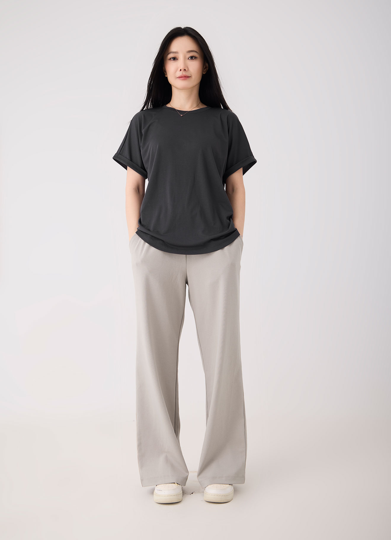 Urban-Chic by Round-Neck Blouse