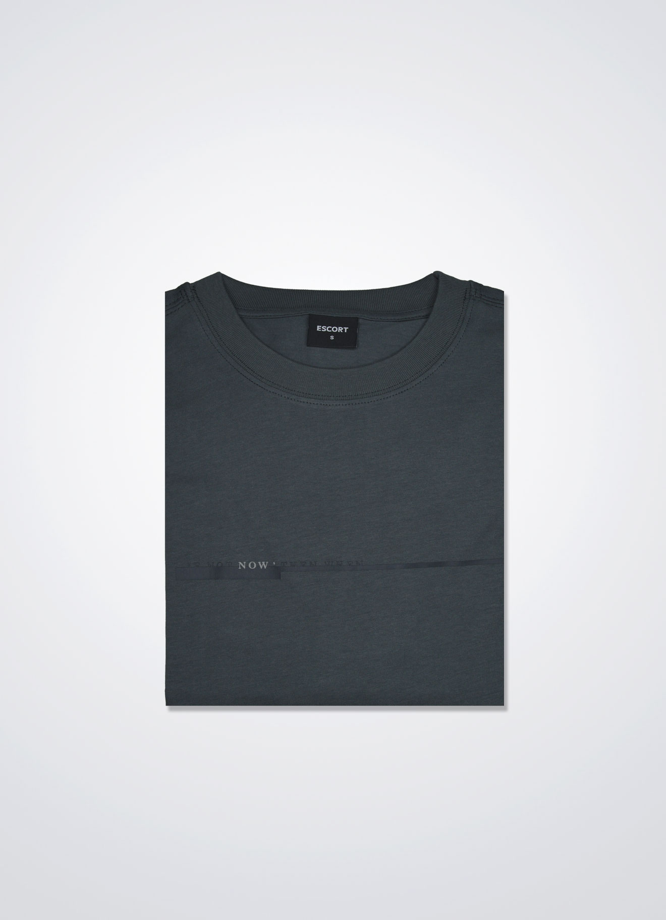 Urban-Chic by T-Shirt