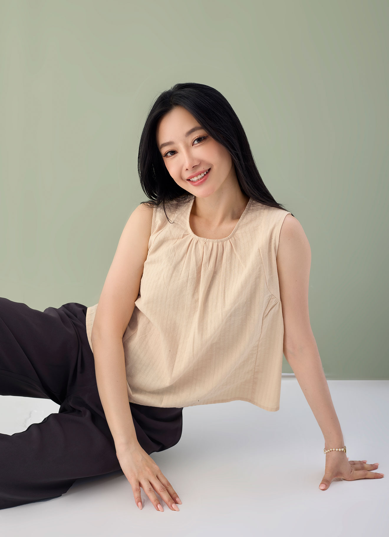 Vanilla by Sleeveless Blouse