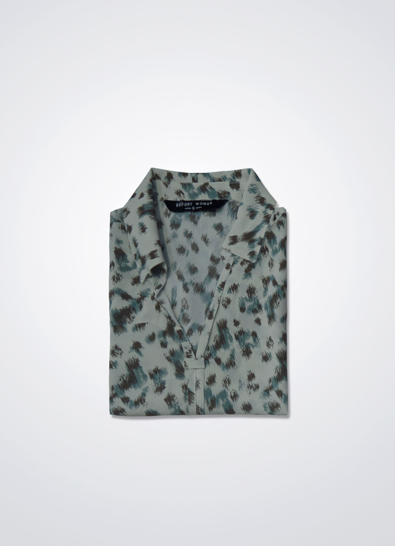 White-Asparagus by Long-Sleeved Blouse
